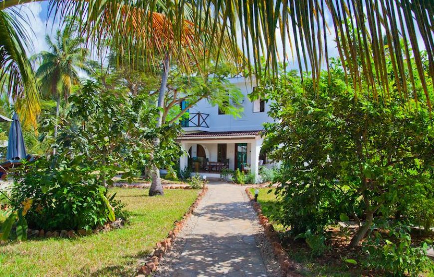 Flame Tree Cottages