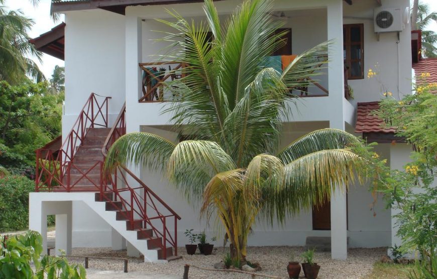 Flame Tree Cottages