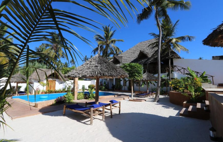 Triple Room with Pool View