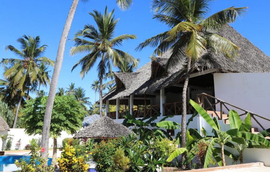 Double Room with Pool View